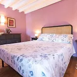 Isola Bella Apartments - Via Villa 28